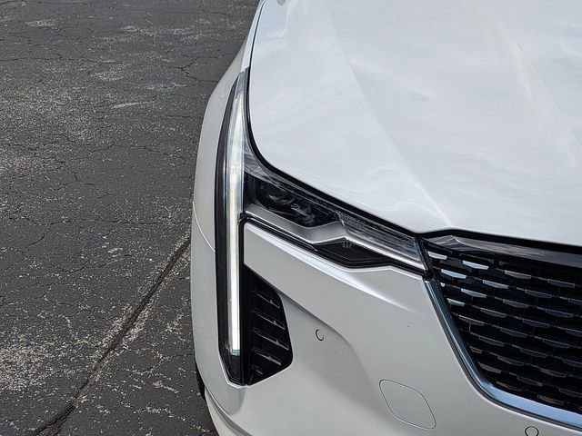 Certified 2025 Cadillac CT4 Premium Luxury RWD image 9