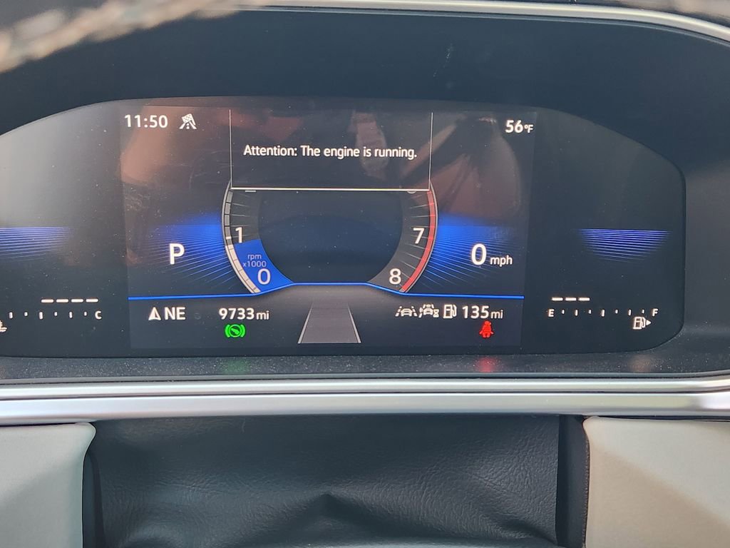 Used 2025 Volkswagen Taos SE image 7