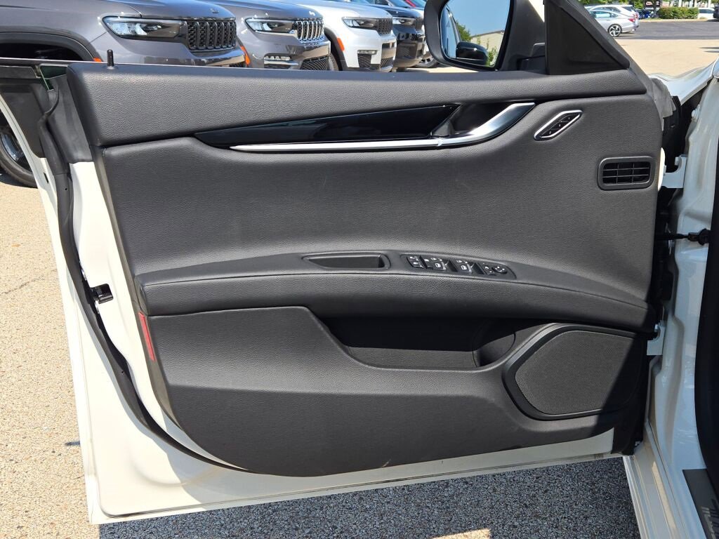 Certified 2022 Maserati Ghibli Modena Q4 image 19