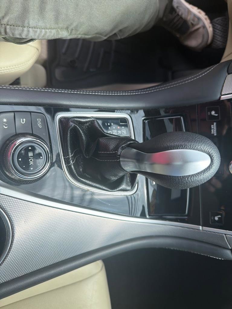 Used 2015 INFINITI Q50 Premium RWD image 22
