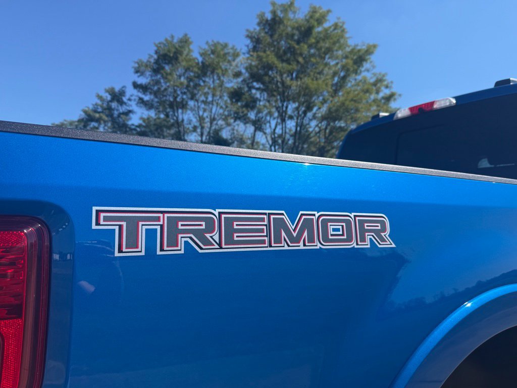 Used 2021 Ford F350 Lariat w/ Tremor Off-Road Package AWD/4WD image 5