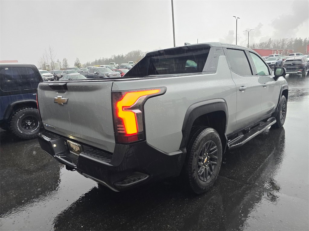 Used 2026 Chevrolet Silverado EV LT image 3