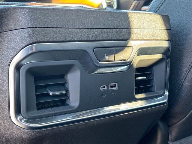 Used 2025 GMC Sierra 2500 Denali w/ Denali Reserve Package image 19