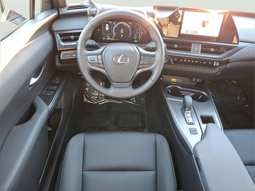 Used 2025 Lexus UX 300h AWD w/ Accessory Package (Z2) image 12