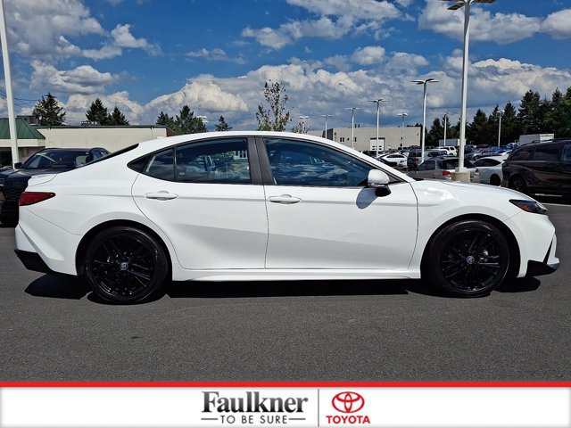 Certified 2025 Toyota Camry SE FWD image 7