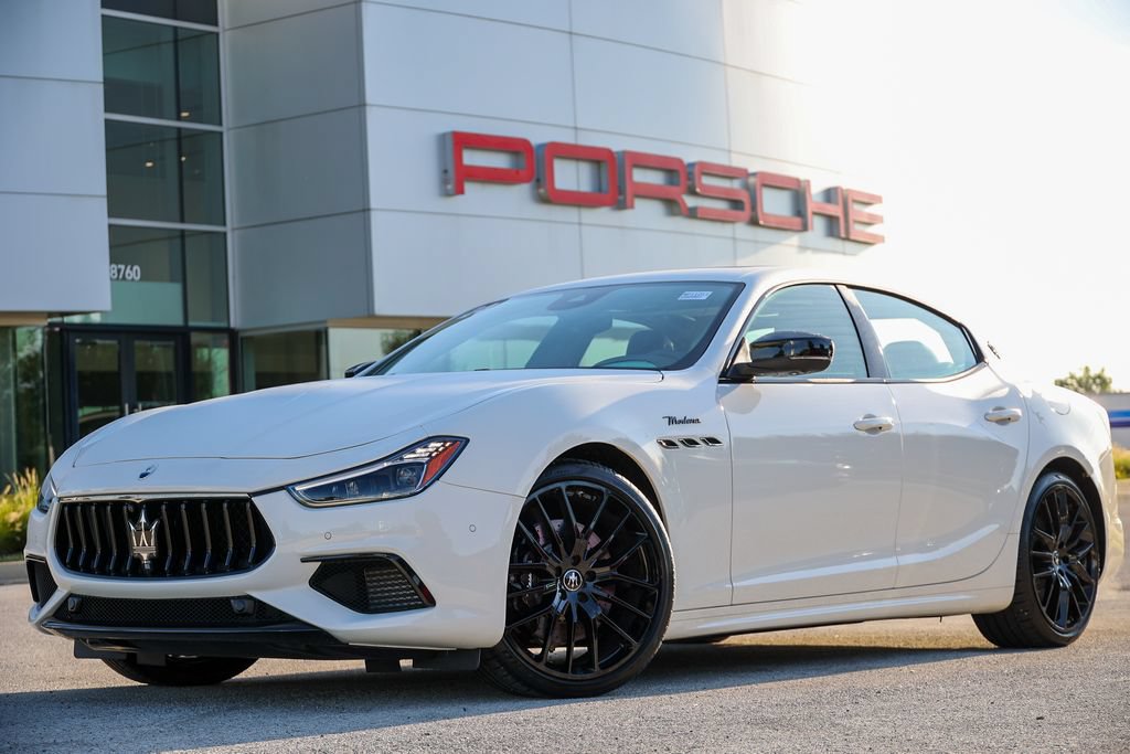 Used 2024 Maserati Ghibli Modena Ultima Q4 AWD/4WD image 2