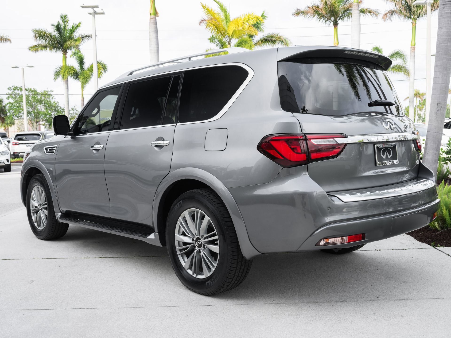 Certified 2019 INFINITI QX80 Luxe w/ All-Season Package RWD image 24