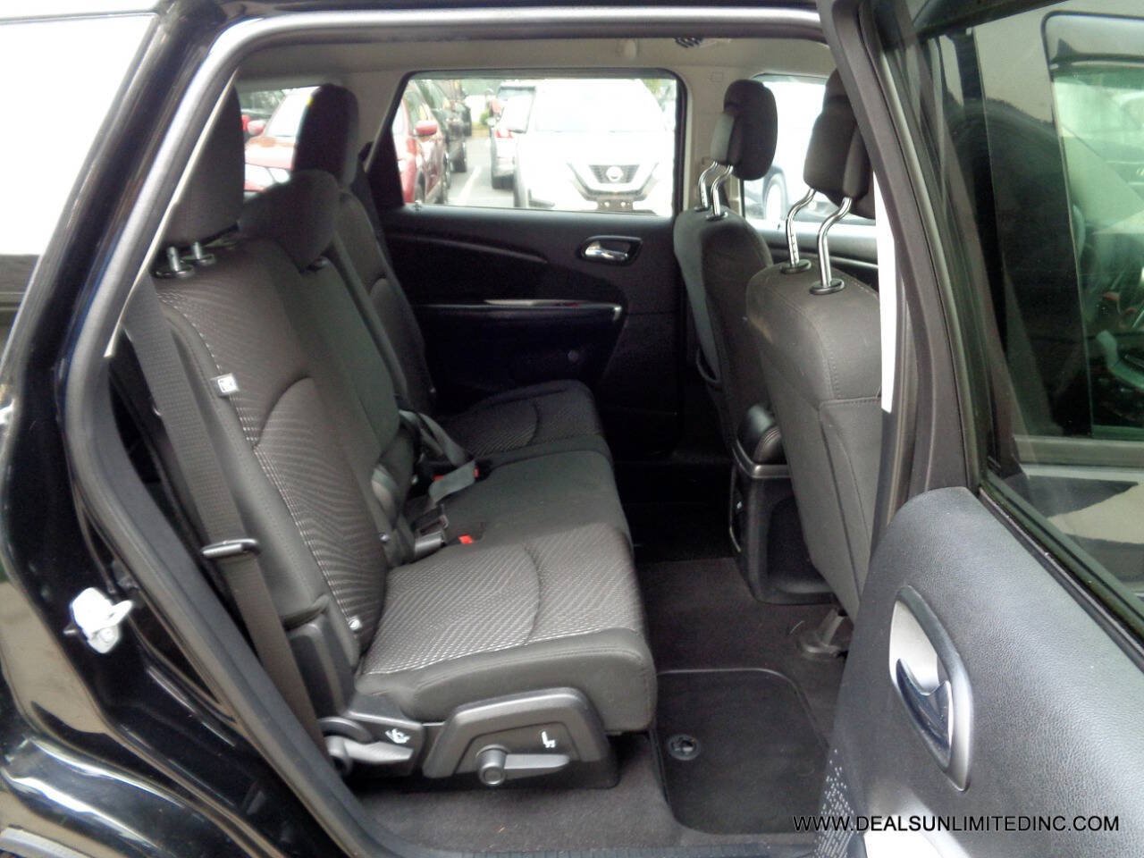 Used 2015 Dodge Journey SE w/ Flexible Seating Group AWD/4WD image 17
