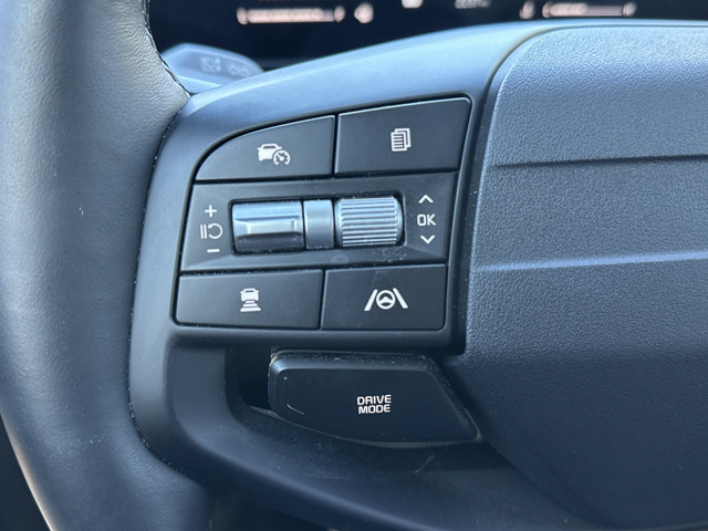 Used 2026 Kia Sportage EX FWD image 31