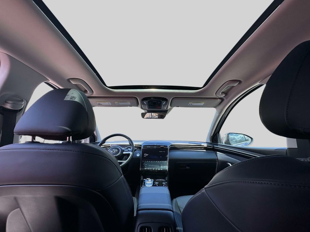 Used 2023 Hyundai Tucson Limited image 16