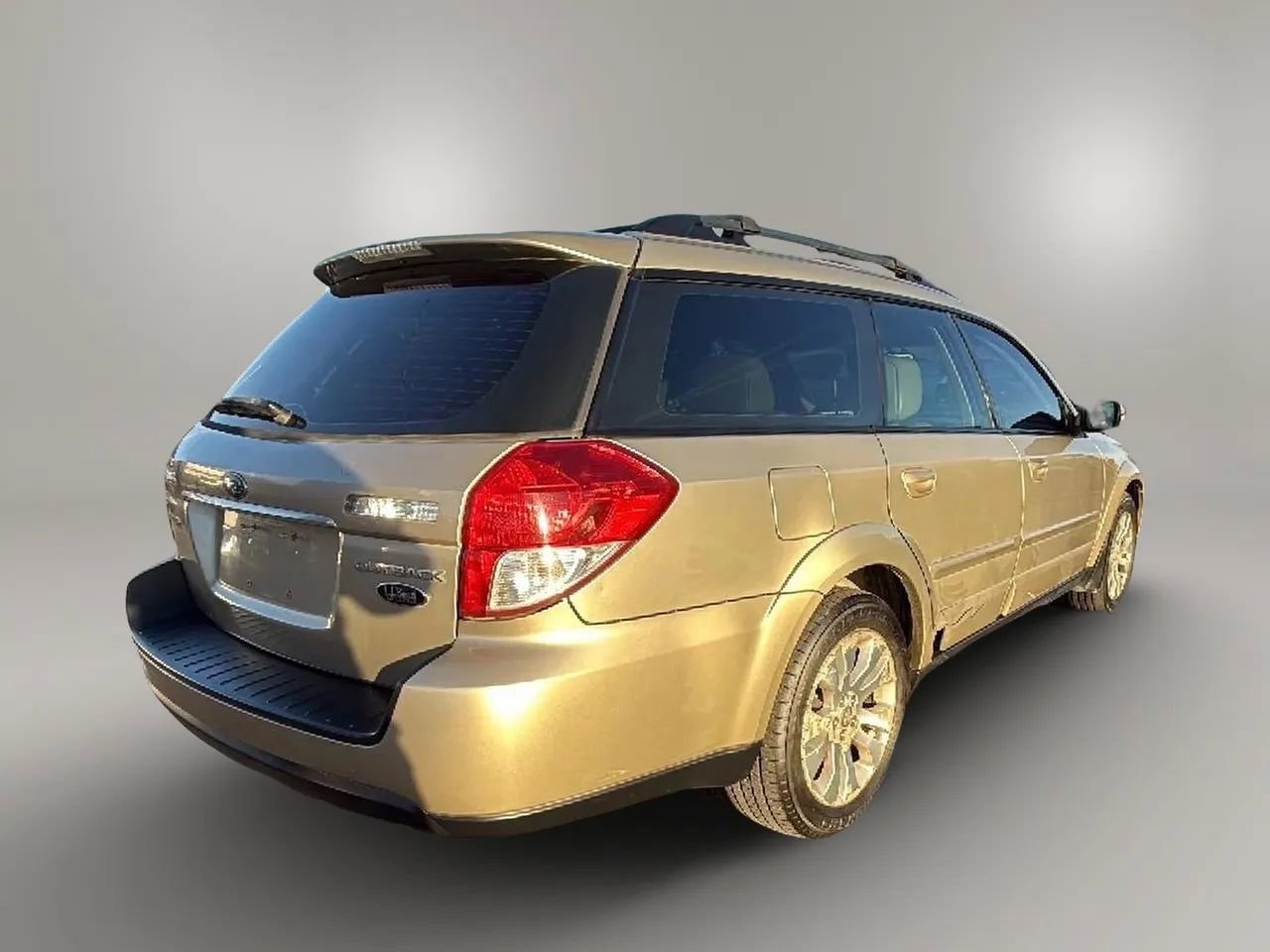 Used 2008 Subaru Outback 3.0R L.L. Bean image 5