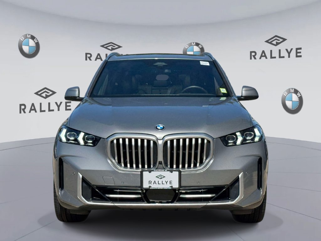 Certified 2026 BMW X5 xDrive40i AWD/4WD image 2