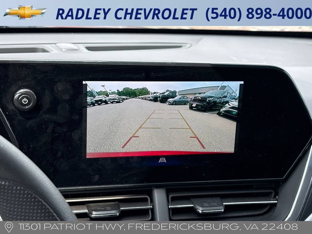 Certified 2025 Chevrolet Trax LT FWD image 9
