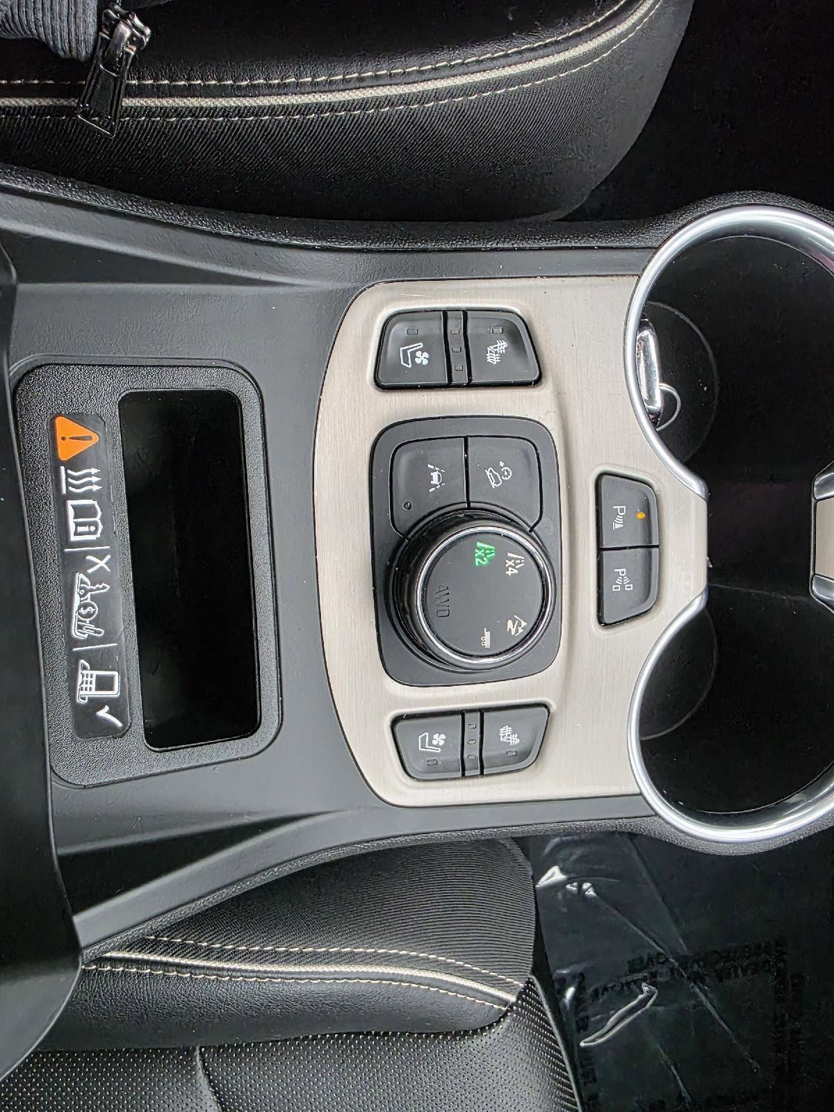 Used 2019 GMC Terrain Denali image 21