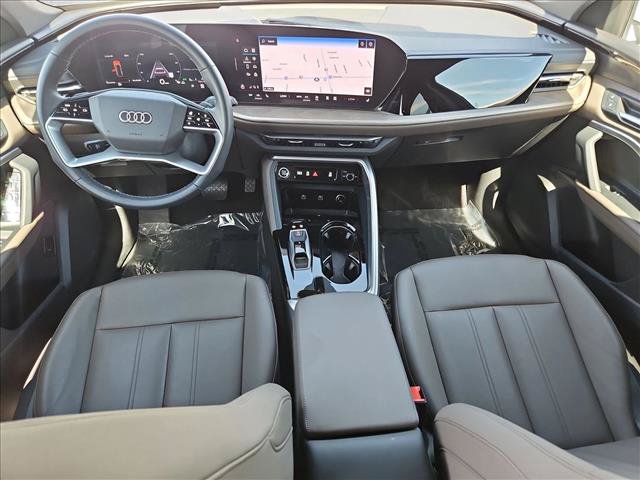 Certified 2025 Audi Q5 Premium w/ Convenience Package AWD/4WD image 19
