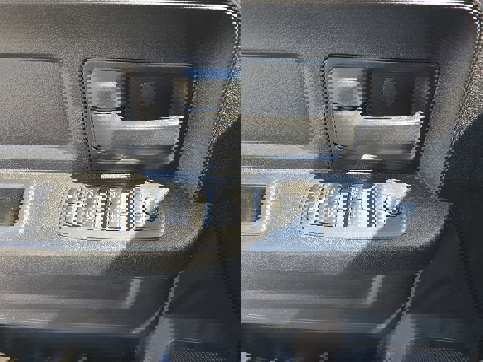 Used 2021 RAM 2500 Tradesman w/ Chrome Appearance Group image 30