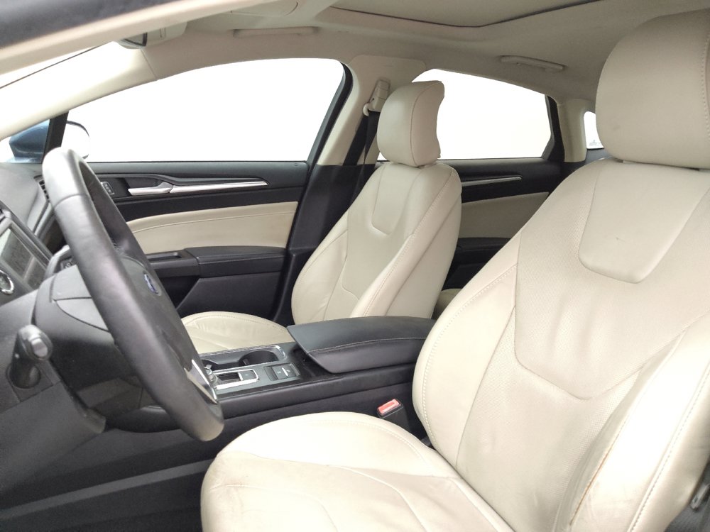 Used 2018 Ford Fusion Titanium FWD image 17