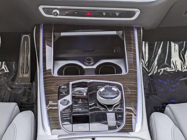 Used 2023 BMW X7 xDrive40i w/ Executive Package AWD/4WD image 20