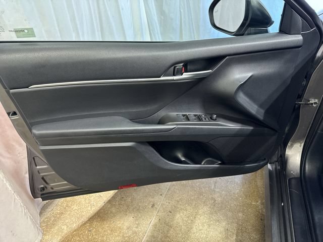 Used 2024 Toyota Camry LE w/ Convenience Package FWD image 21
