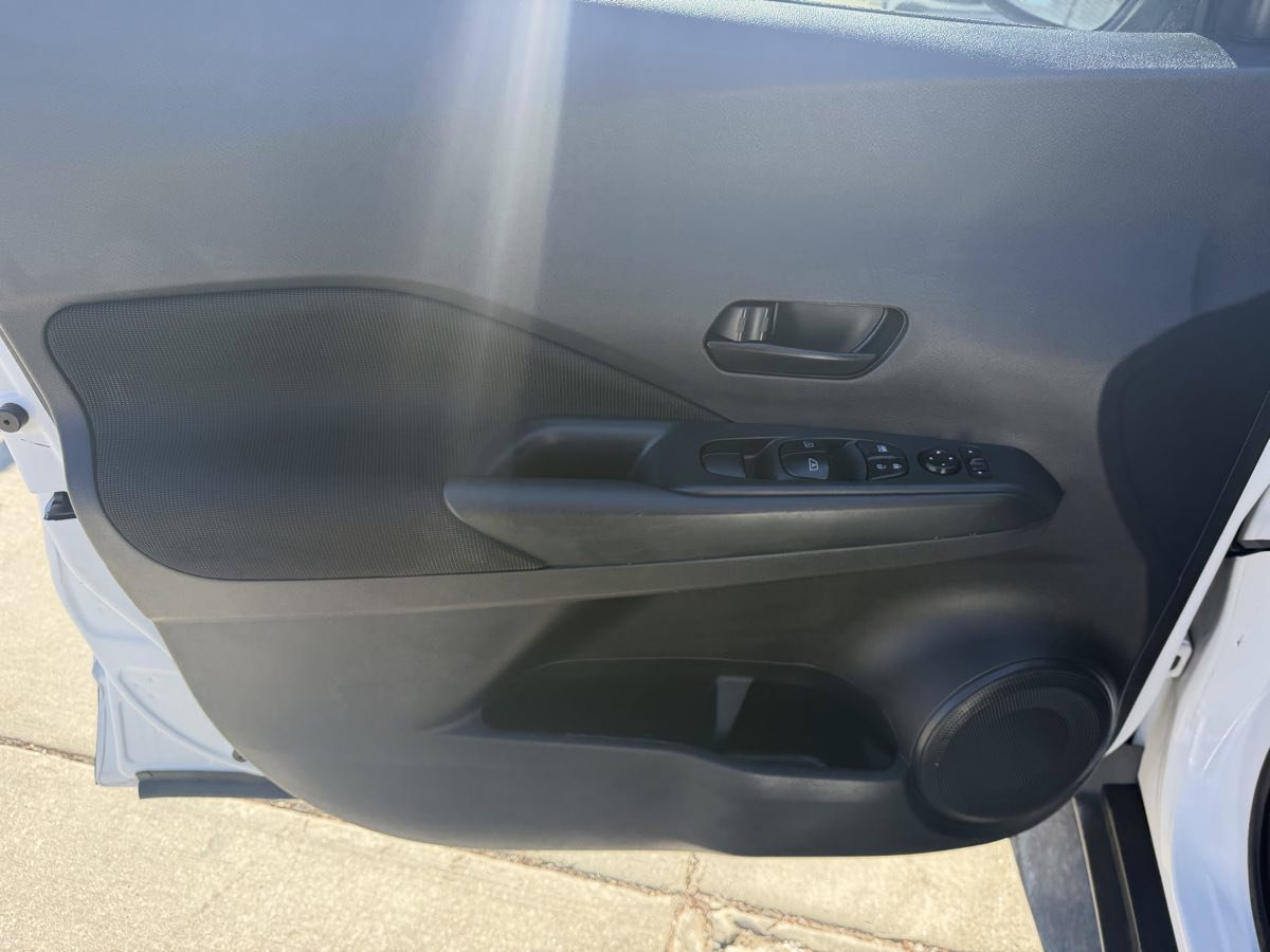 Used 2023 Nissan Kicks S FWD image 10