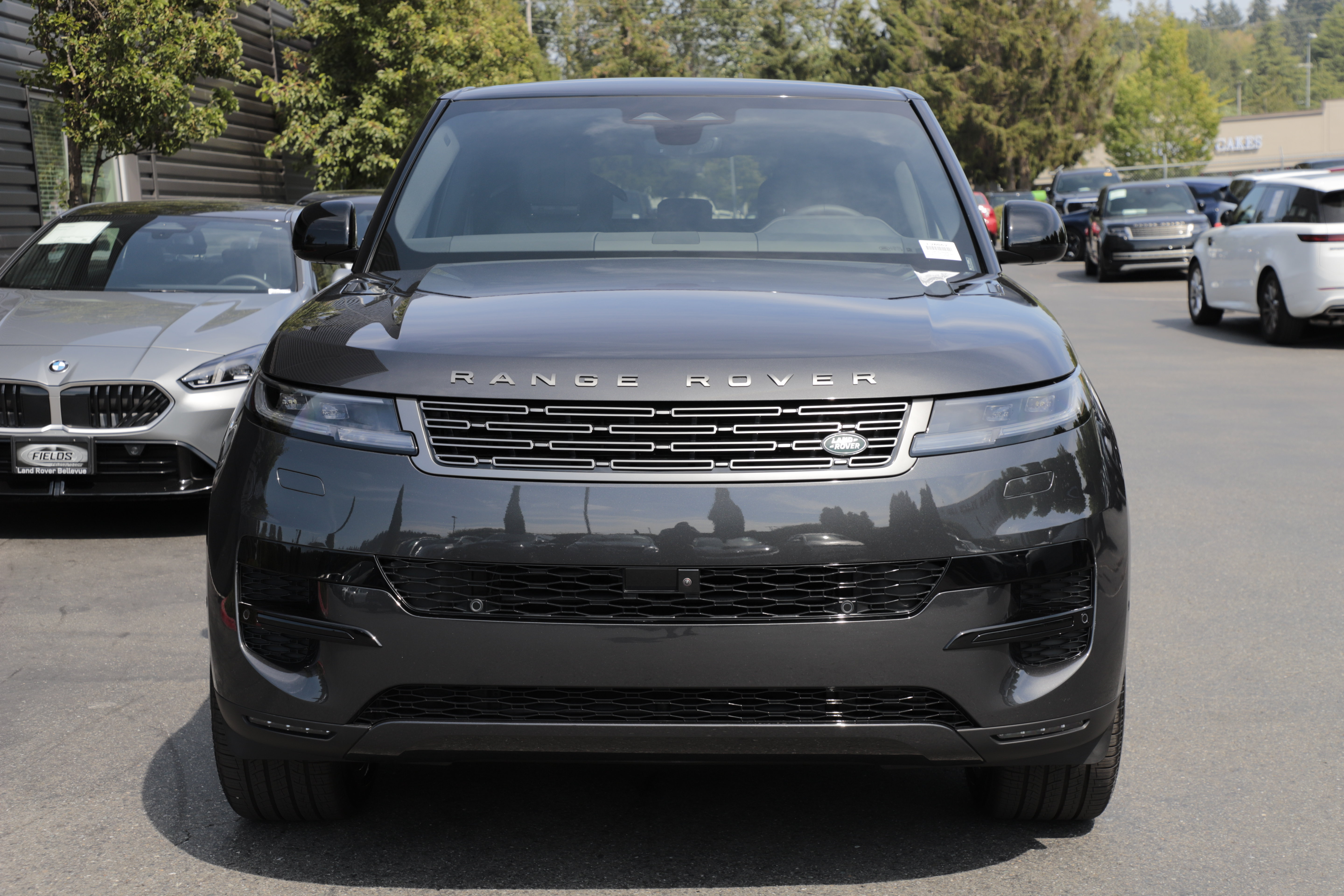 New 2026 Land Rover Range Rover Sport SE AWD/4WD image 6