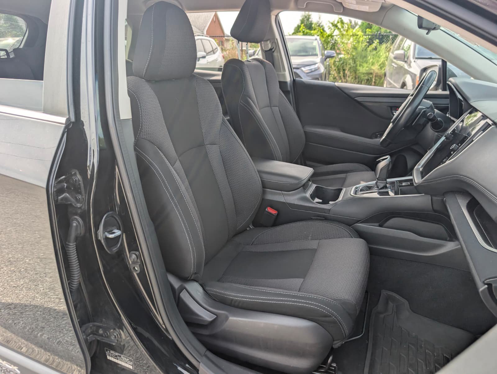 Used 2022 Subaru Outback Premium AWD/4WD image 30
