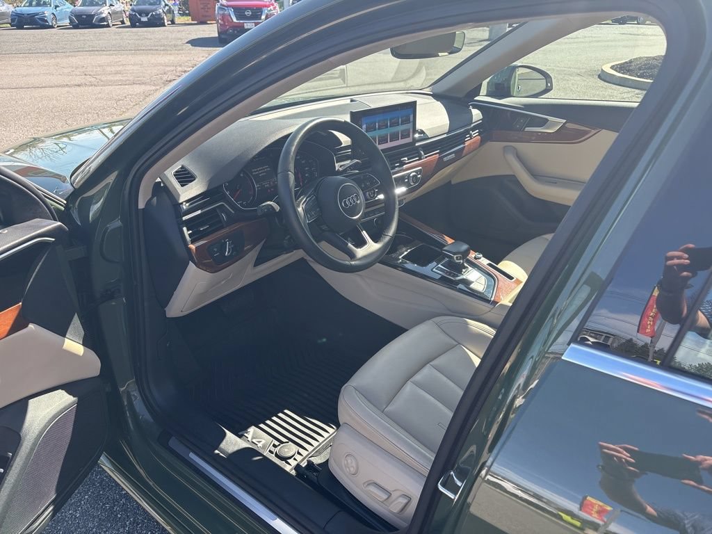 Used 2023 Audi A4 2.0T Premium AWD/4WD image 8