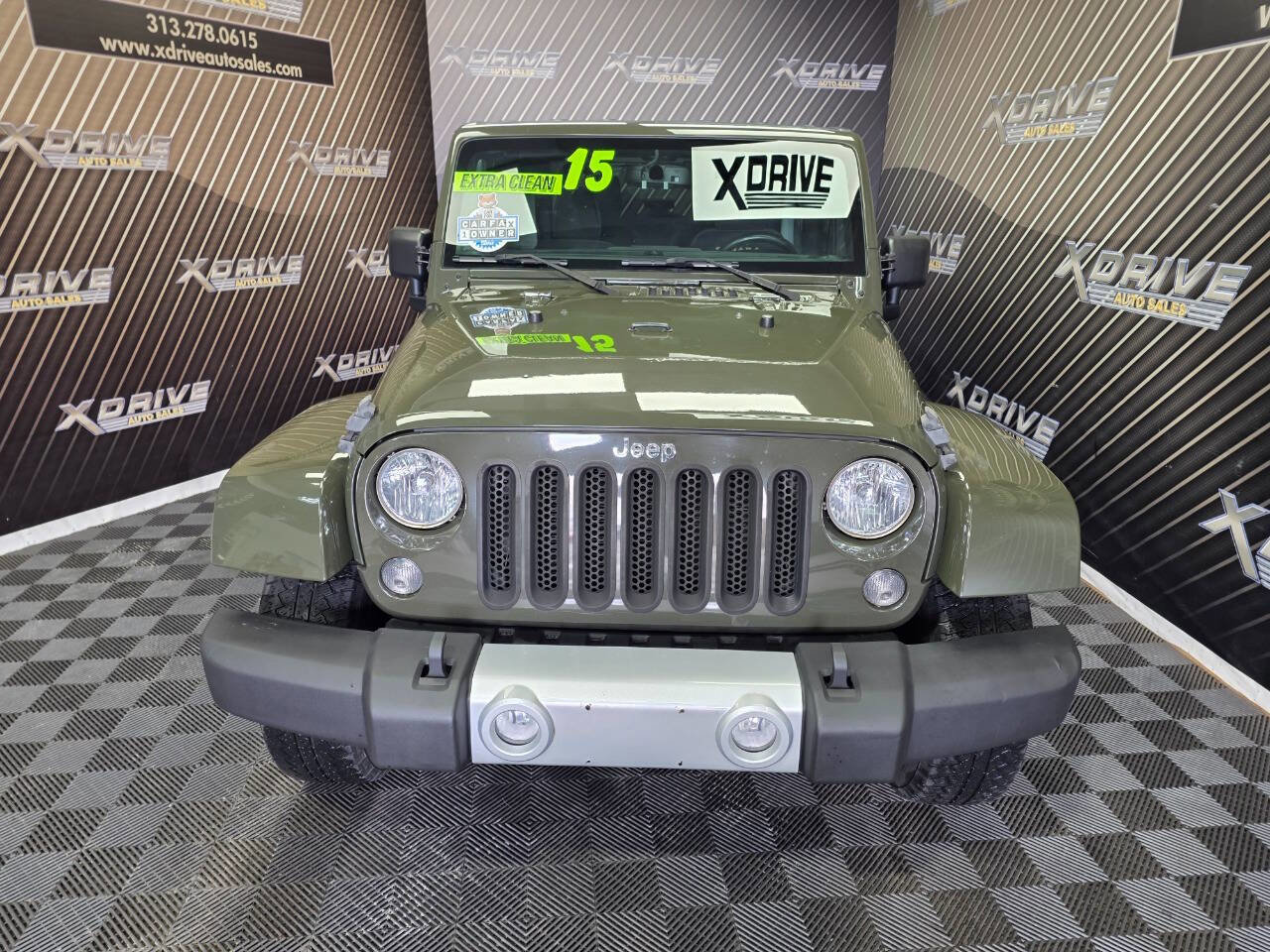 Used 2015 Jeep Wrangler Sahara w/ Connectivity Group AWD/4WD image 4