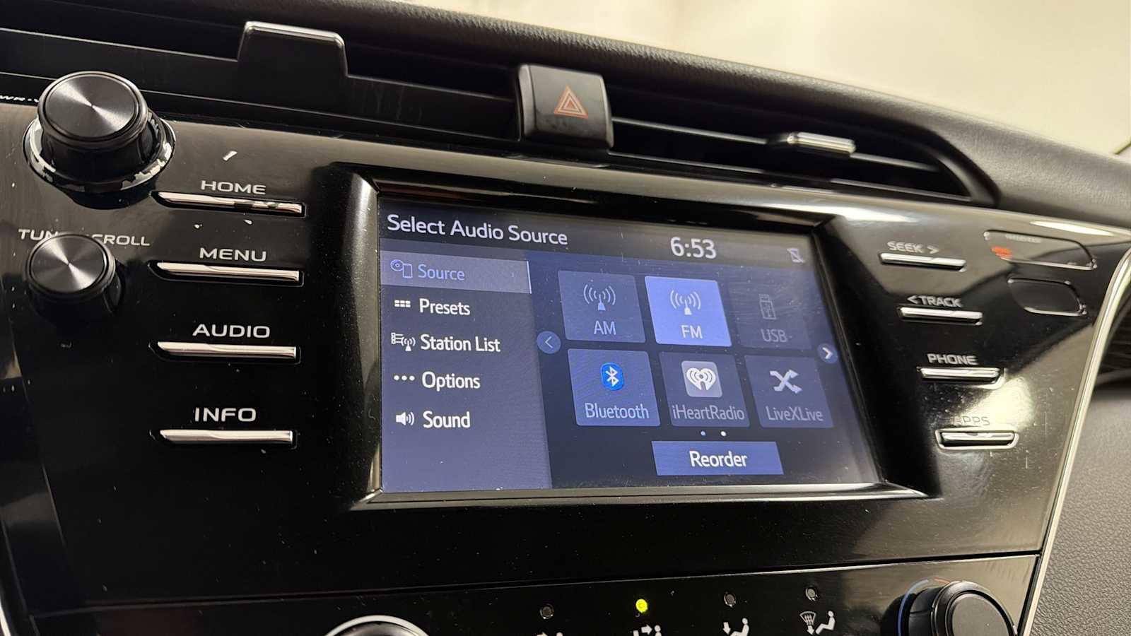 Certified 2018 Toyota Camry LE image 18