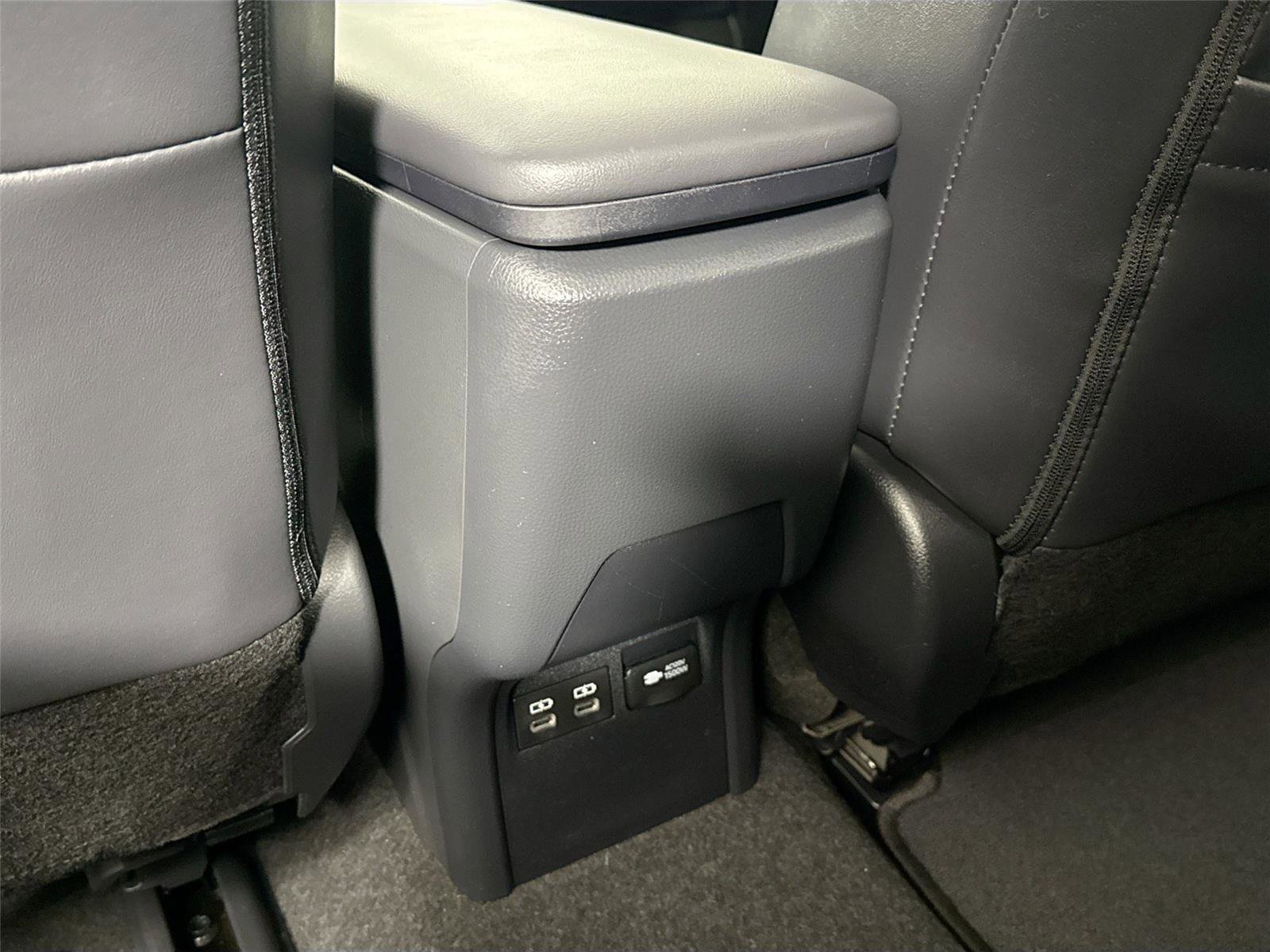 Used 2023 Toyota Prius Prime FWD image 36