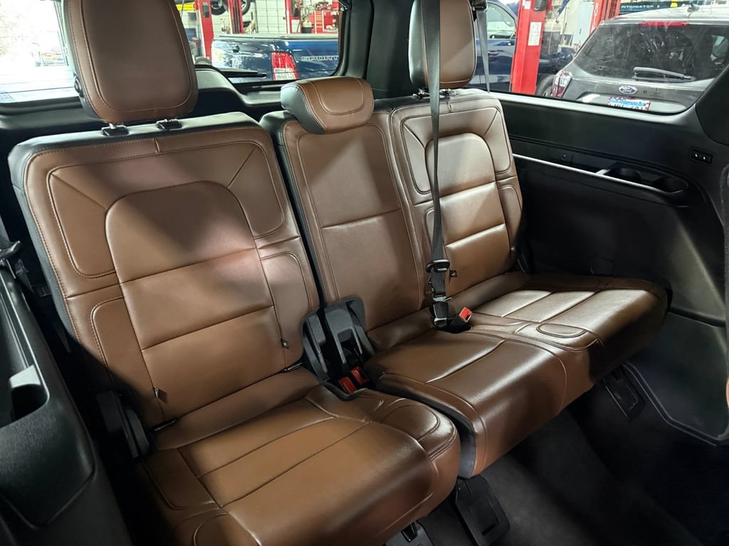 Used 2024 Lincoln Navigator L Reserve w/ Equipment Group 201A AWD/4WD image 24