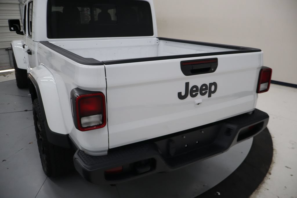Used 2024 Jeep Gladiator Sport AWD/4WD image 25