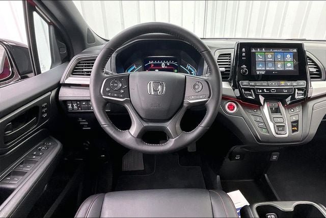 Certified 2024 Honda Odyssey Sport image 5