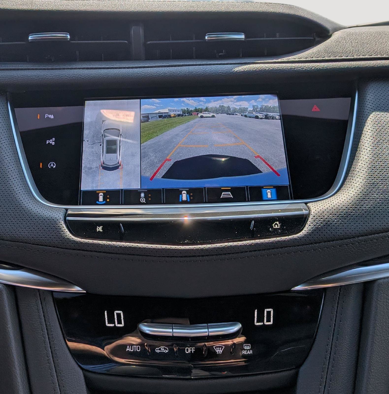 New 2026 Cadillac XT5 Premium Luxury w/ LPO, ONYX Package AWD/4WD image 19