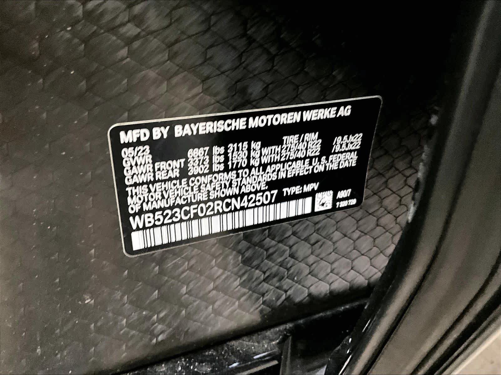 Used 2024 BMW iX xDrive50 w/ Sport Package AWD/4WD image 33