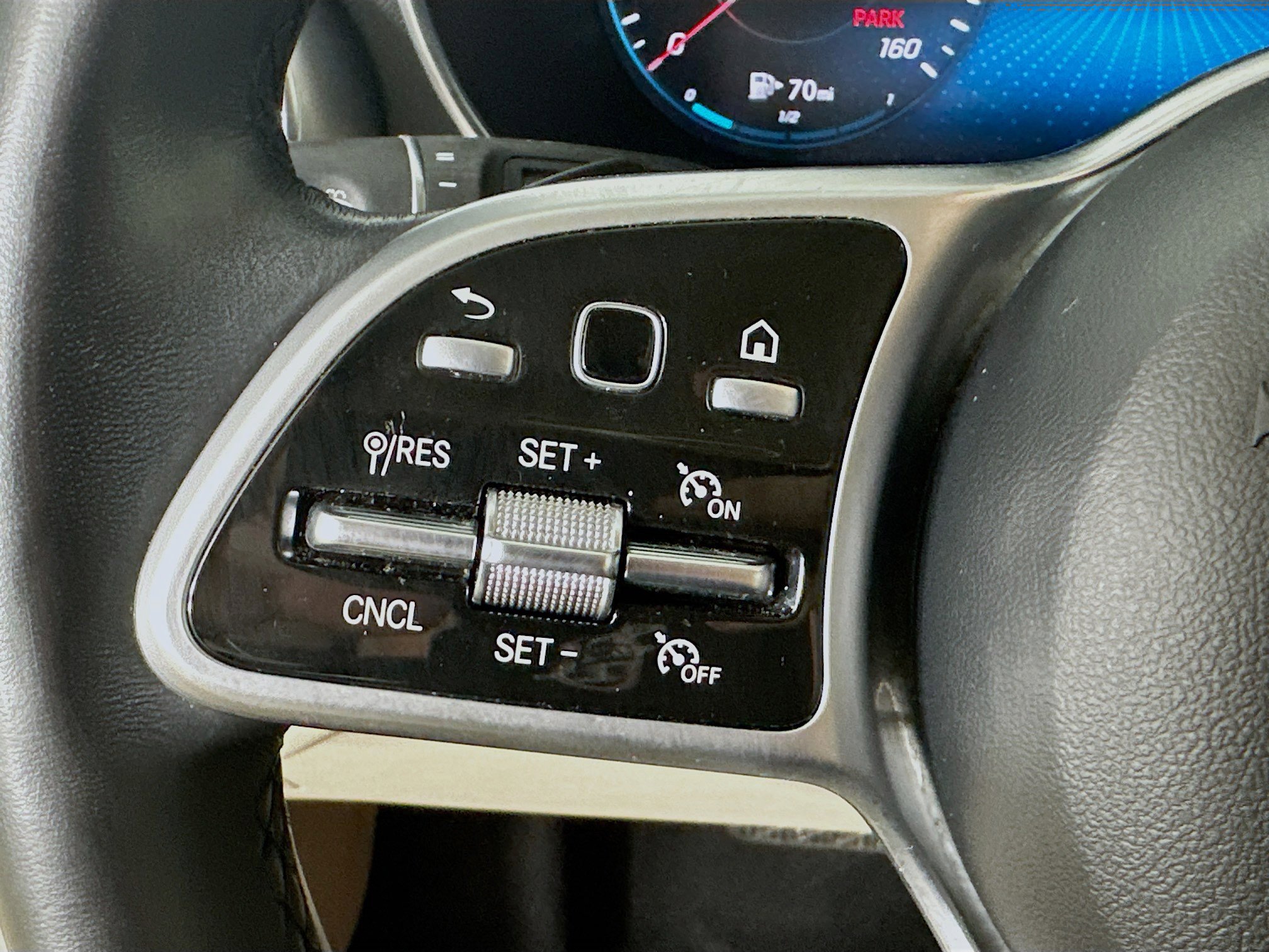 Certified 2022 Mercedes-Benz GLC 300 4MATIC w/ Multimedia Package Lite image 12