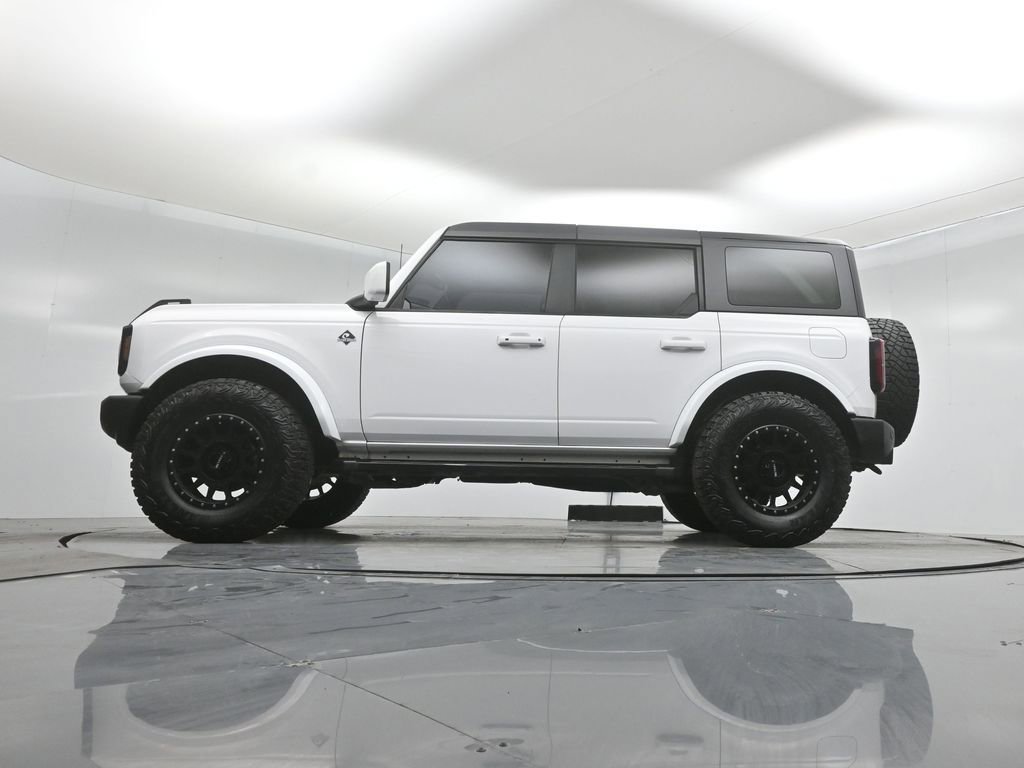 Used 2021 Ford Bronco Outer Banks AWD/4WD image 7