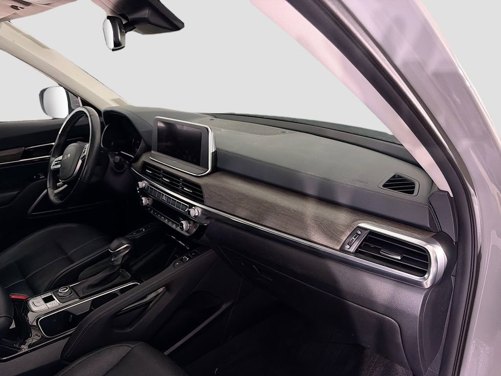 Used 2022 Kia Telluride EX w/ EX Premium Package image 34