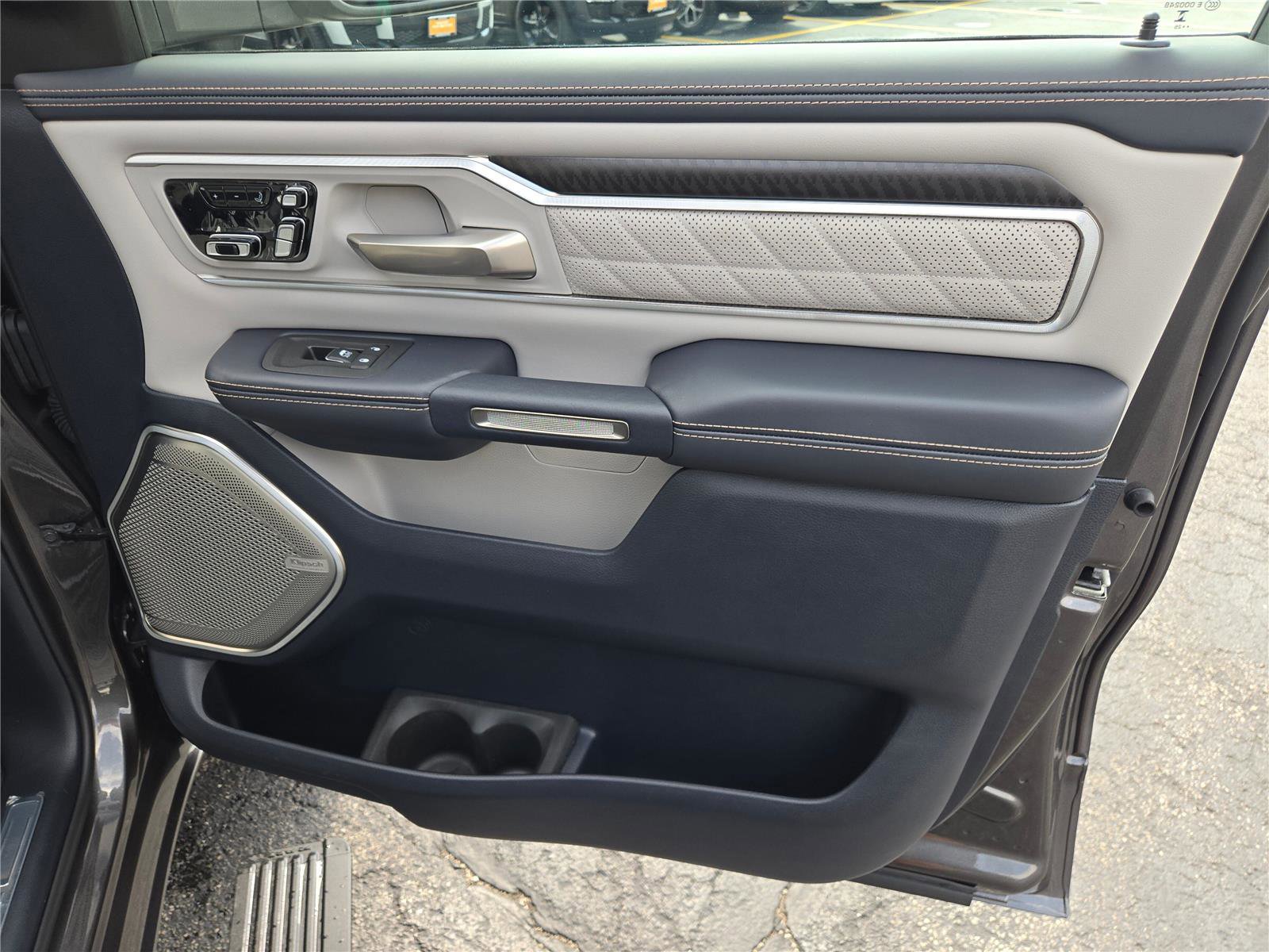 Used 2025 RAM 1500 Tungsten w/ Towing Technology Group AWD/4WD image 6