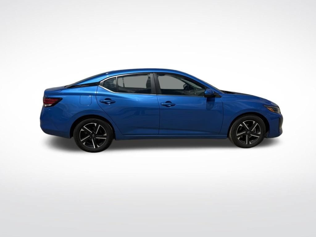 Used 2025 Nissan Sentra SV FWD image 13