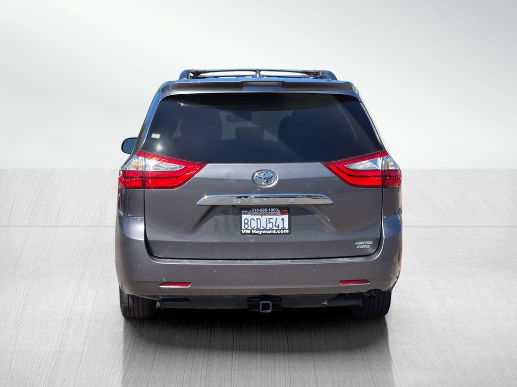 Used 2018 Toyota Sienna Limited Premium AWD/4WD image 6