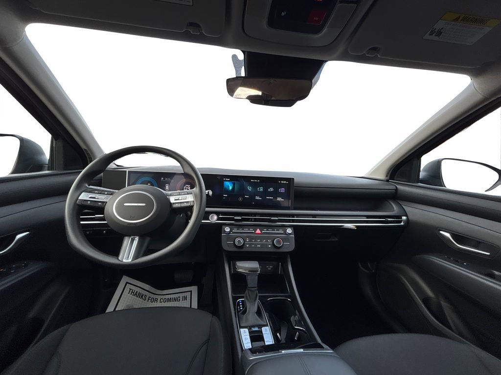 Certified 2025 Hyundai Tucson SE image 17