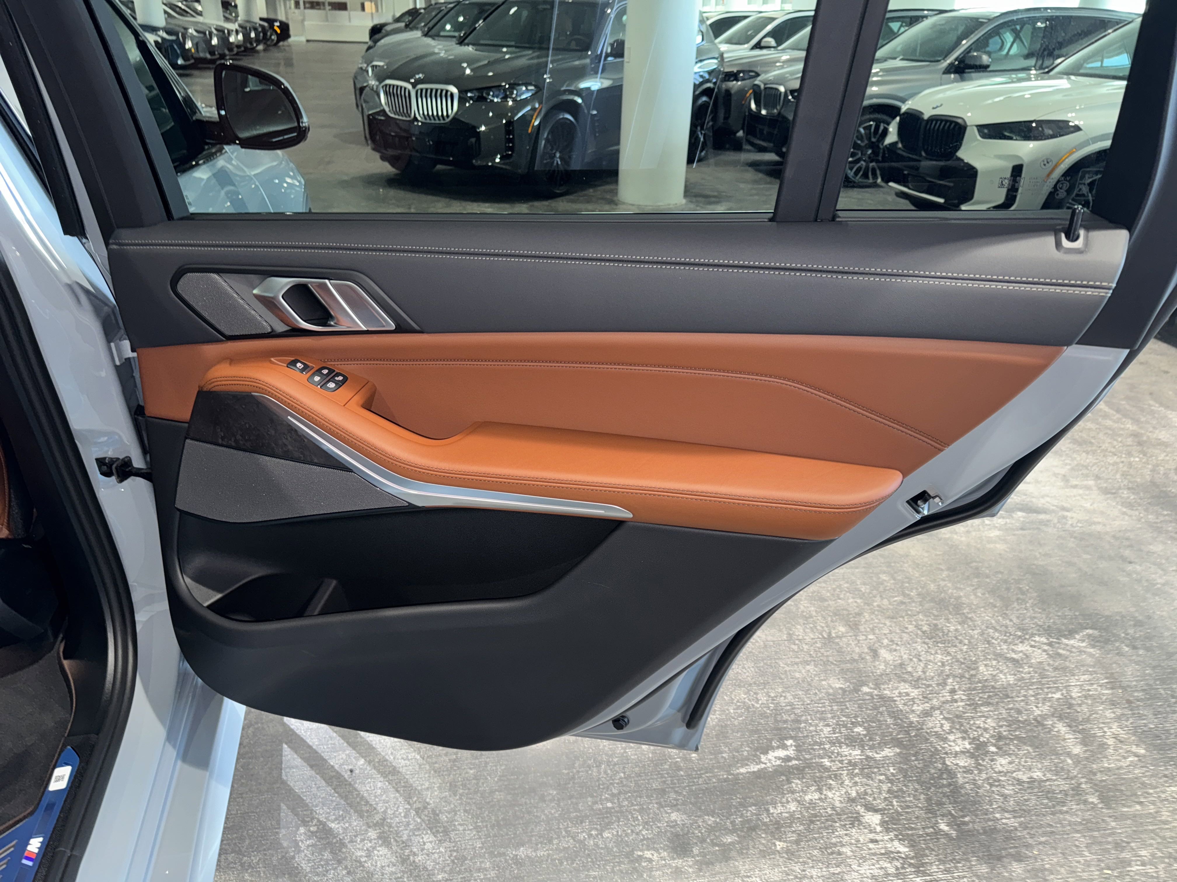 New 2026 BMW X7 xDrive40i w/ M Sport Package image 10
