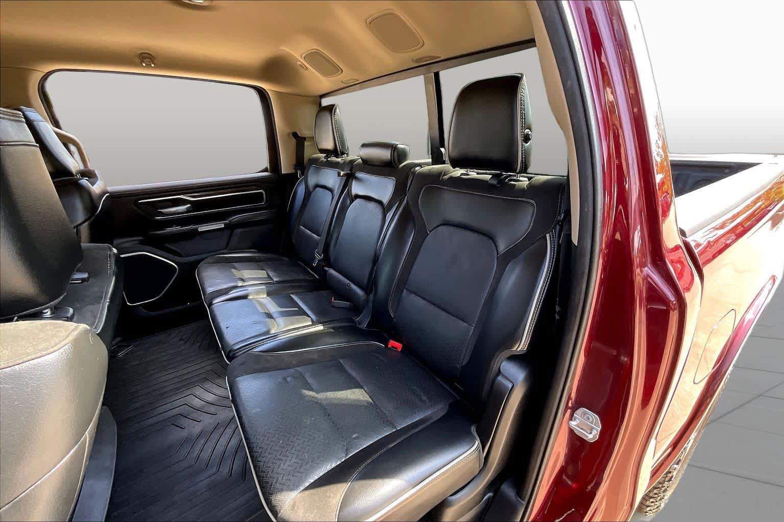 Used 2019 RAM 1500 Laramie AWD/4WD image 20
