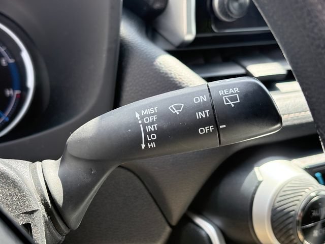 Used 2023 Toyota RAV4 LE AWD/4WD image 16