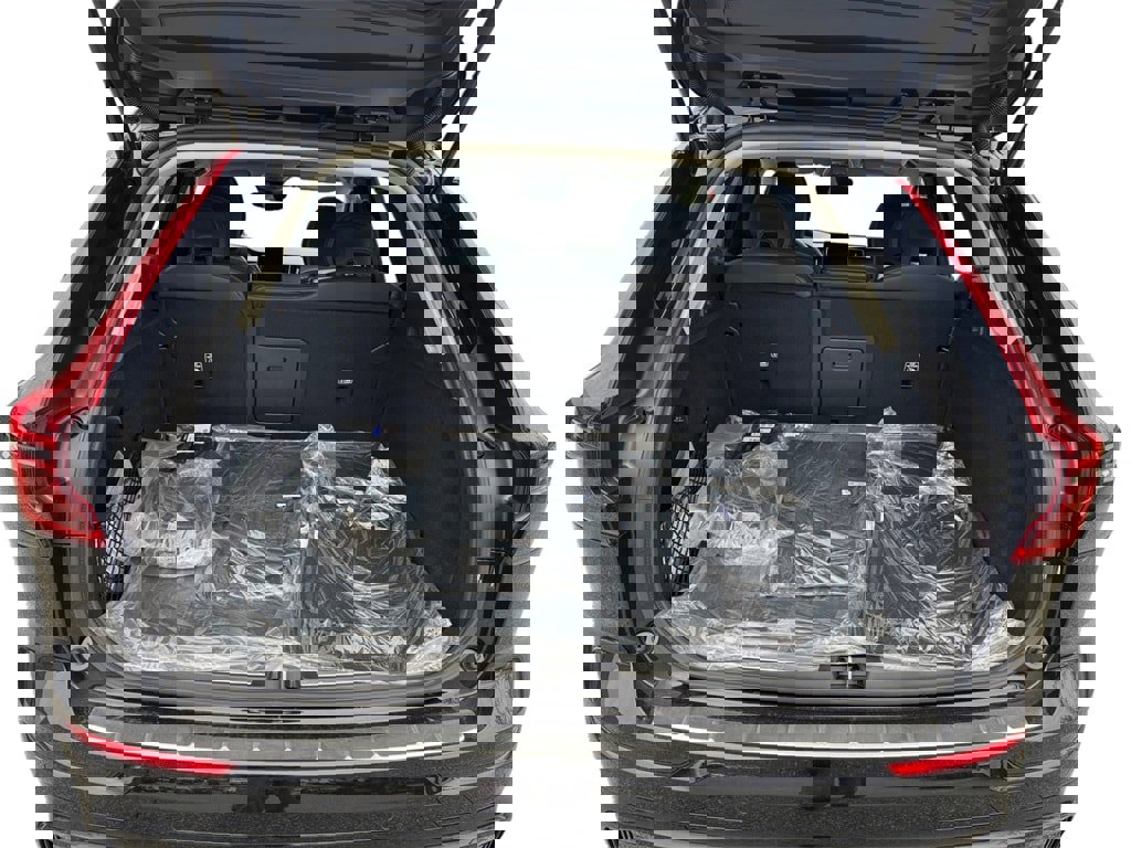 New 2026 Volvo XC60 T8 Ultra w/ Protection Package Premier image 5