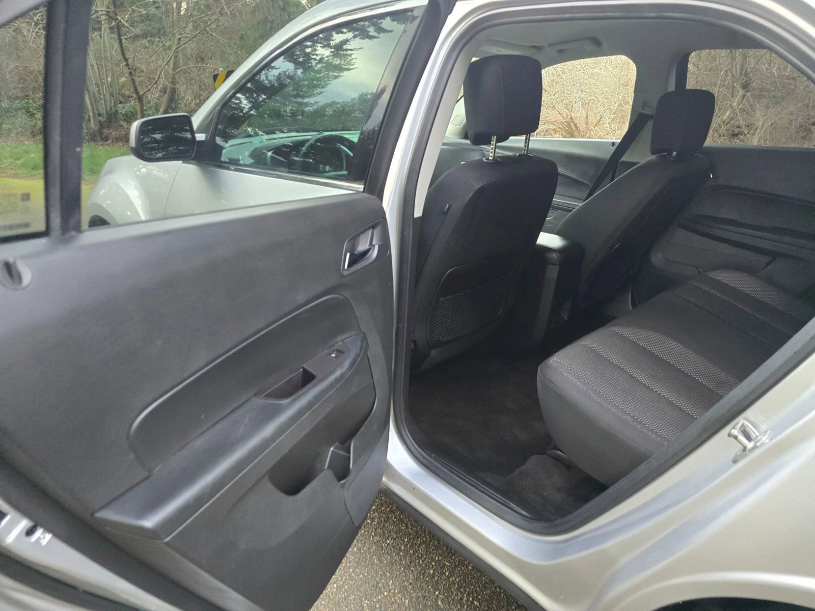 Used 2017 Chevrolet Equinox LT FWD image 18
