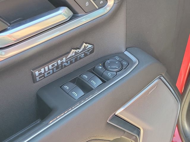 Used 2025 Chevrolet Silverado 1500 High Country AWD/4WD image 23