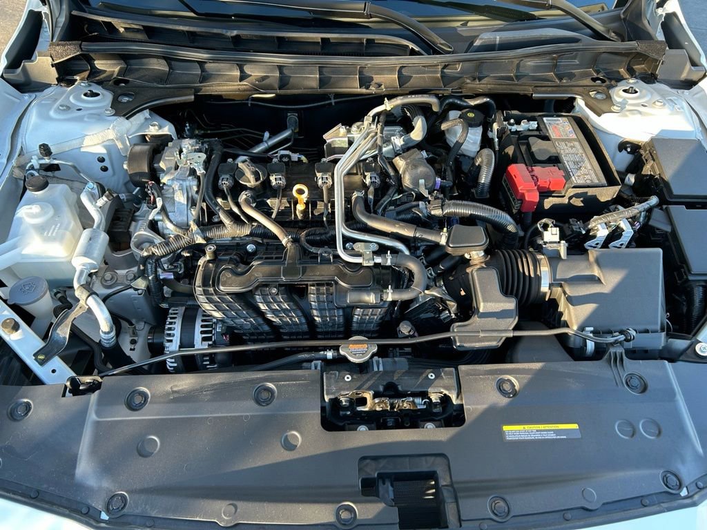 Used 2025 Nissan Altima 2.5 SR image 34