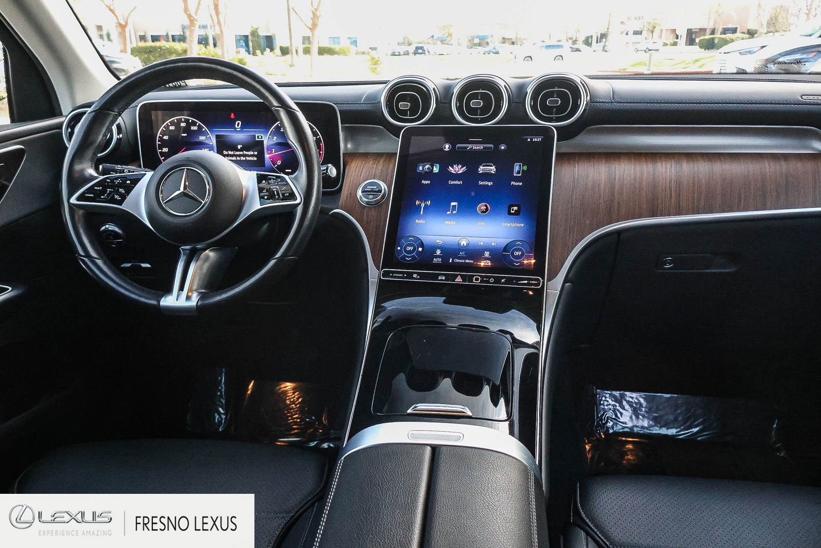 Used 2023 Mercedes-Benz GLC 300 image 14